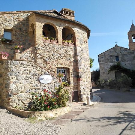 La Vecchia Corte San Gimignano Buitenkant foto