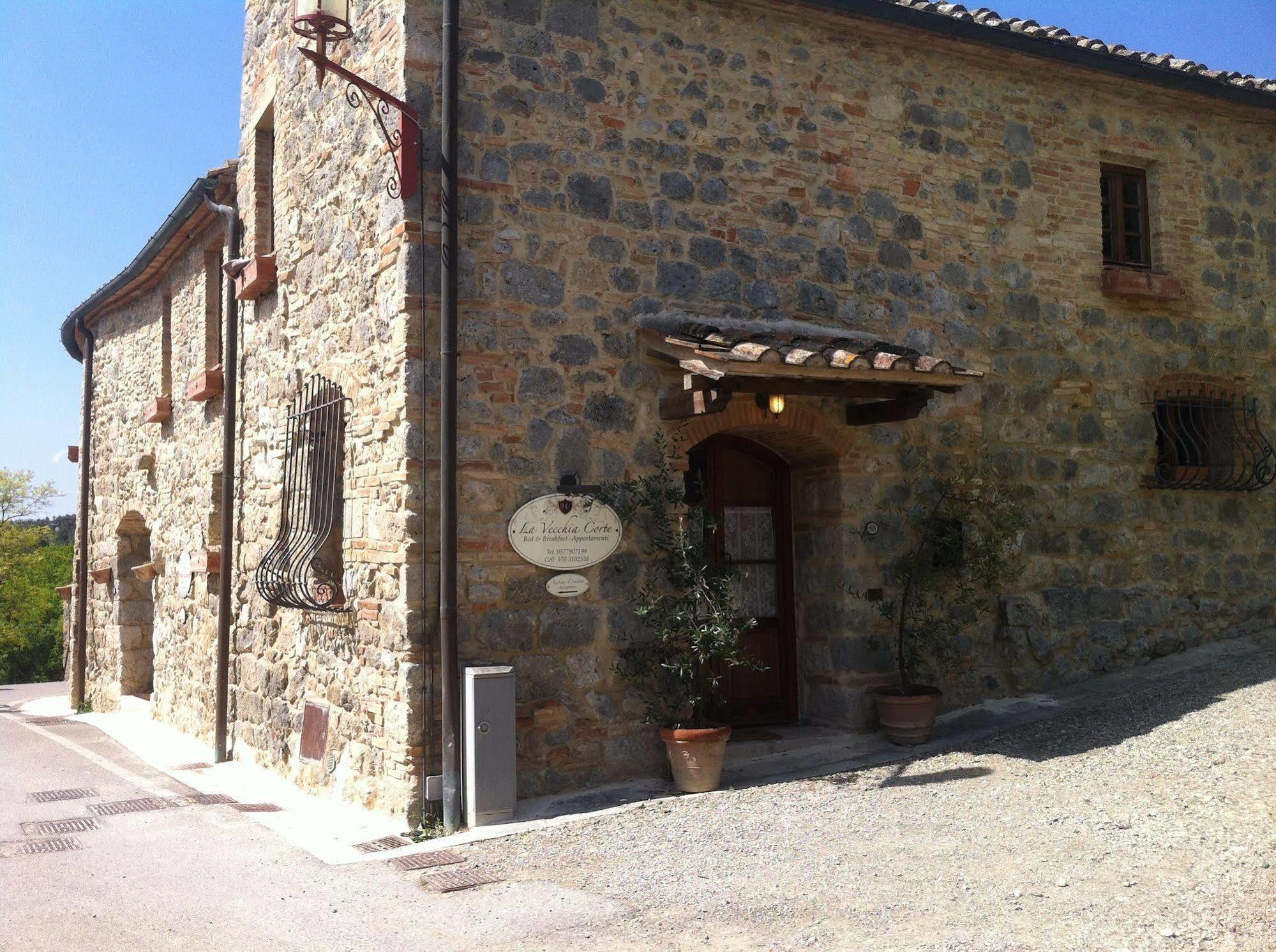 La Vecchia Corte San Gimignano Buitenkant foto